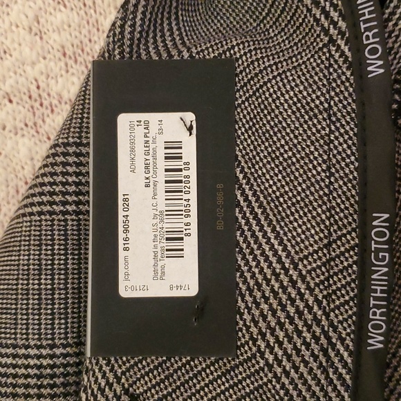 NWT Dress Pants - Picture 4 of 6